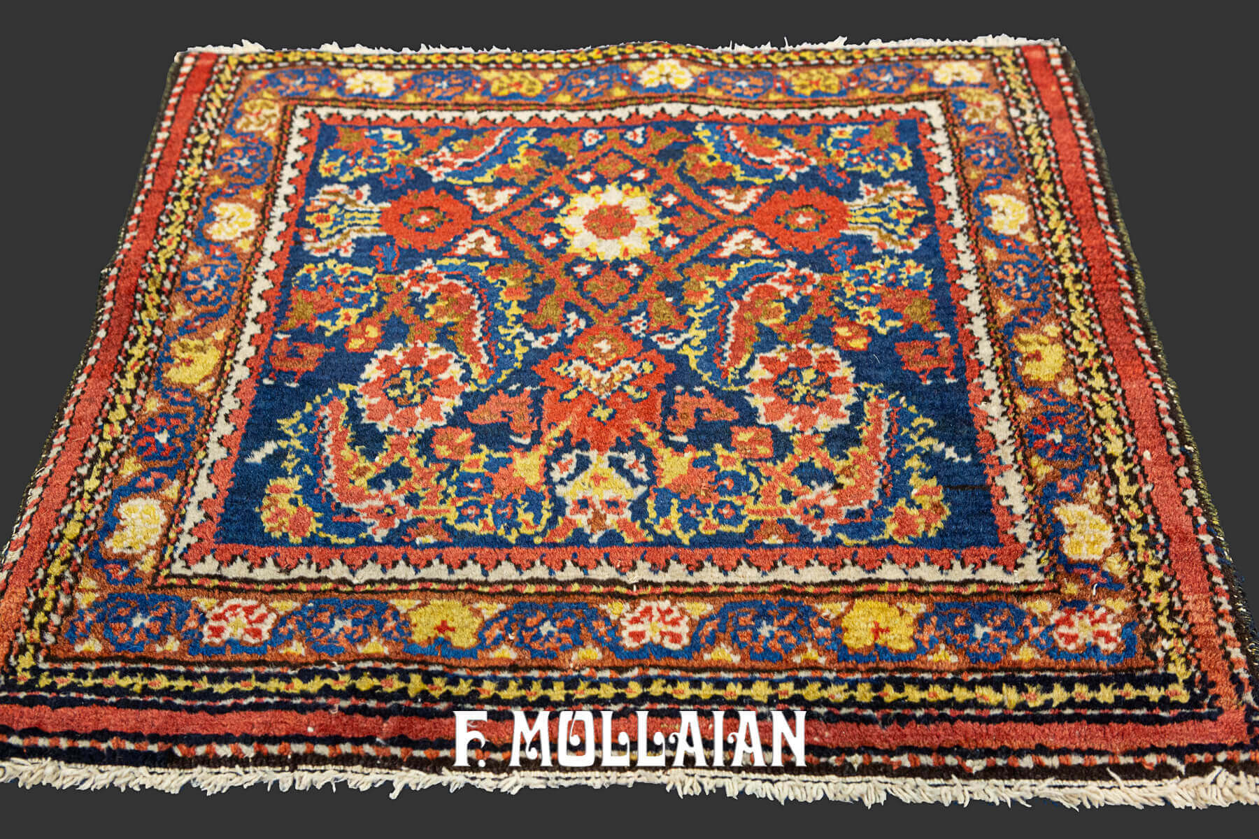 Small Floral Persian Malayer Antique Rug n°:9152